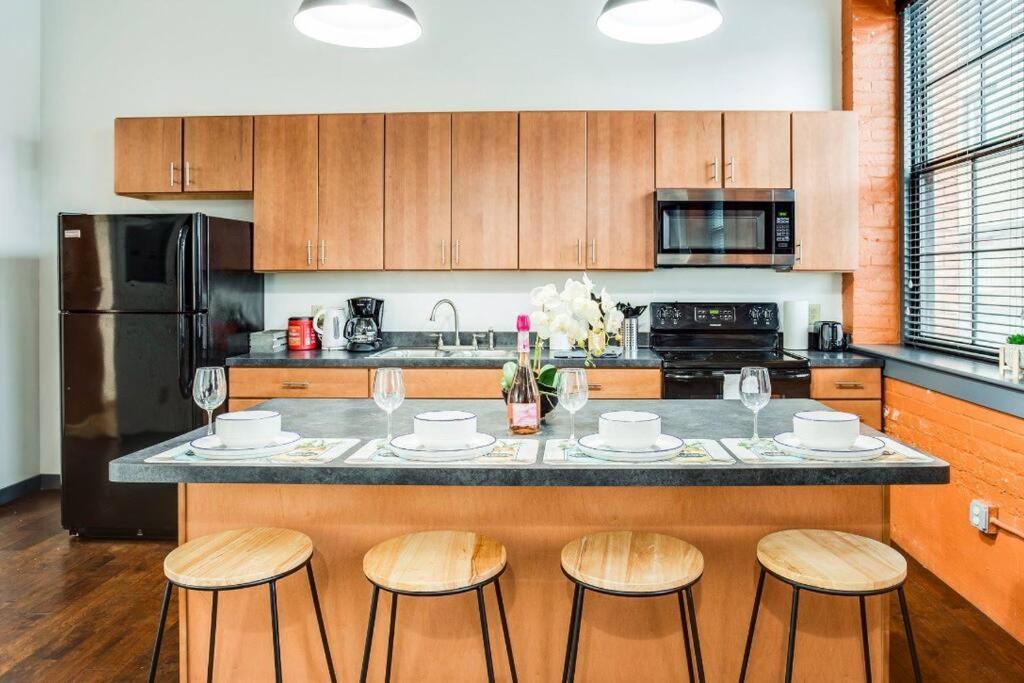 Centric Ny Style Loft W/King Bed Apartment โรเชสเตอร์ ภายนอก รูปภาพ